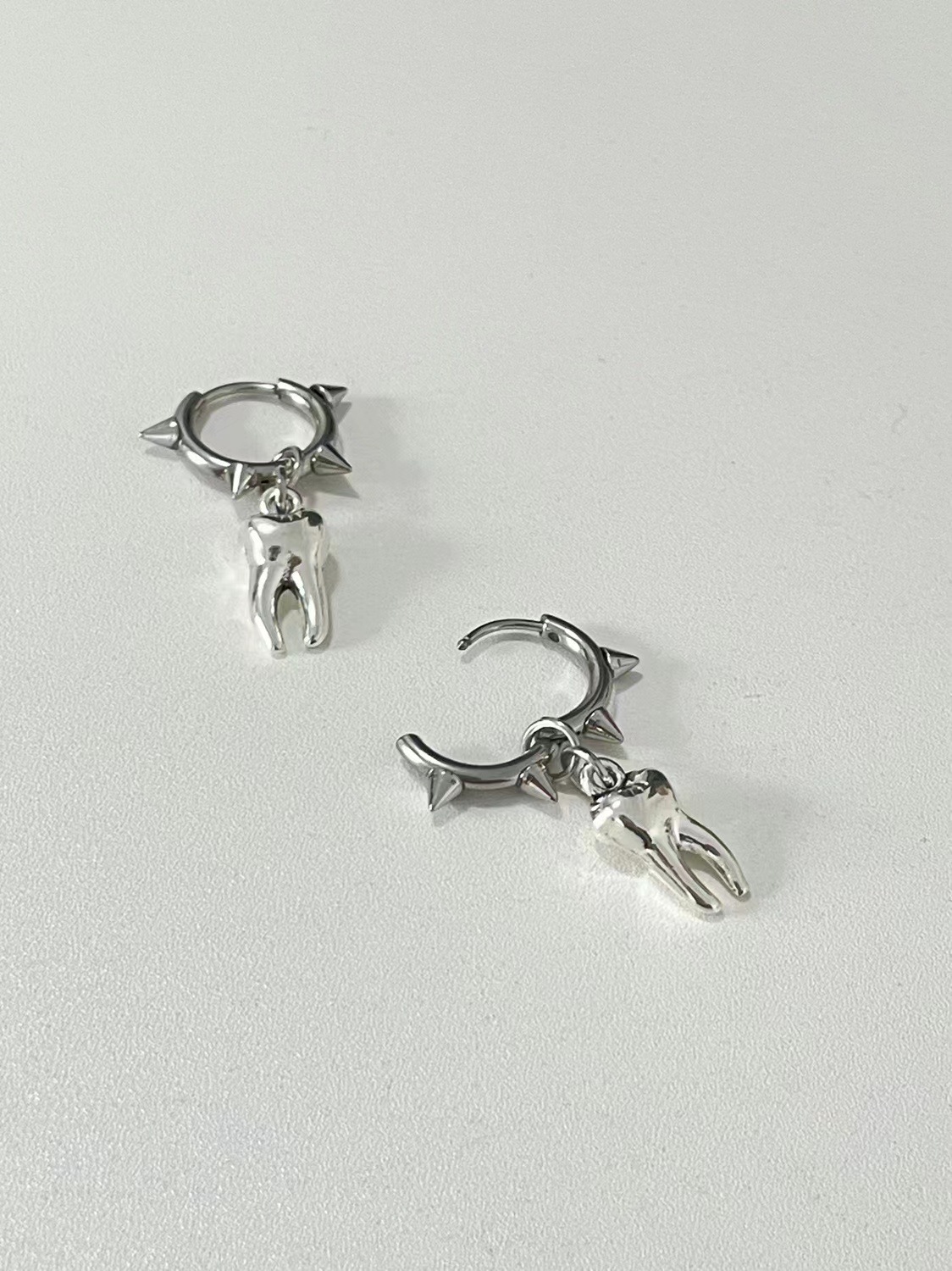 Women’s Fashion Rivet Stainless Steel Tooth Earrings