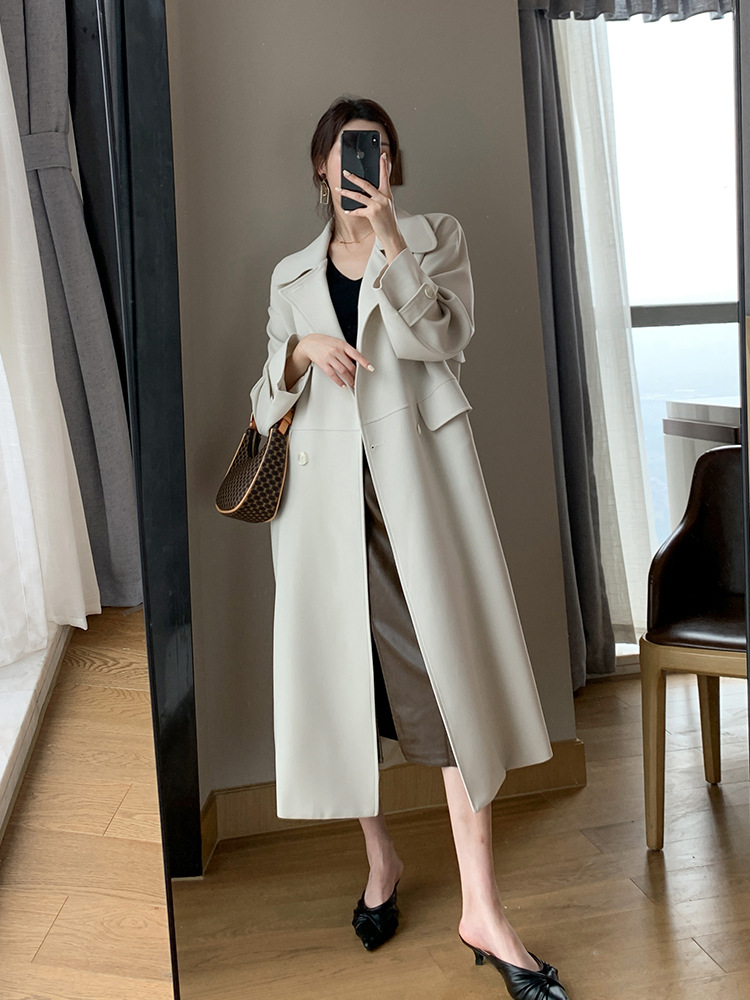 White Windbreaker Temperament Goddess Fan In The Long Coat