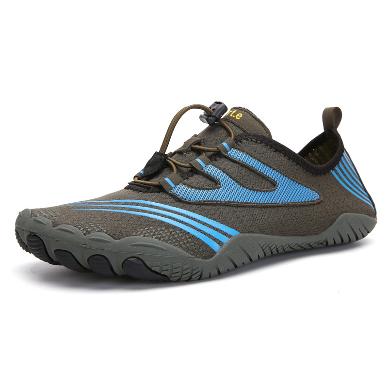 Title 8, Non-slip buckle swimming shoes