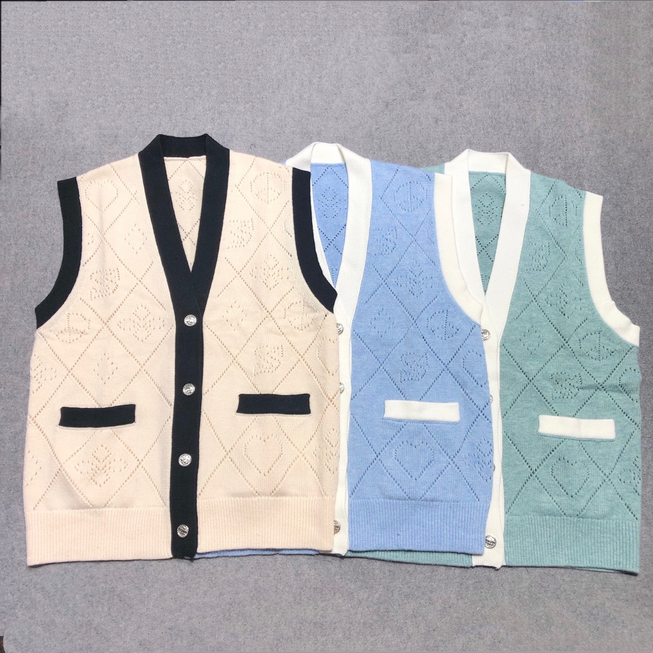 Title 7, Wool Blend Vest V-neck Single-breasted Sleevele...