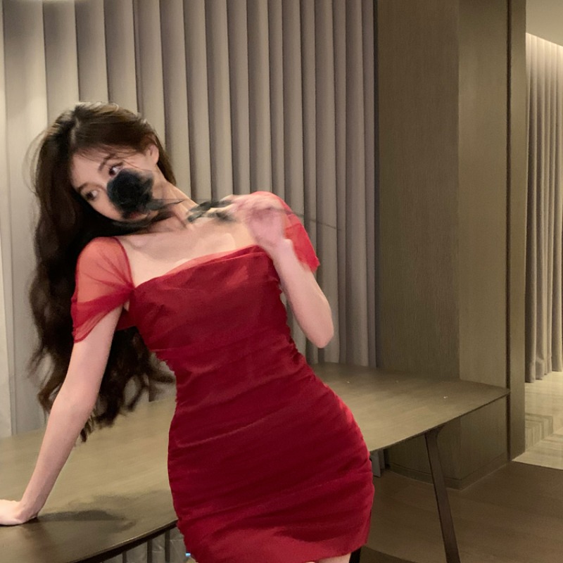 Mesh Short Sleeve Dress Square Neck Tight Hip Pack