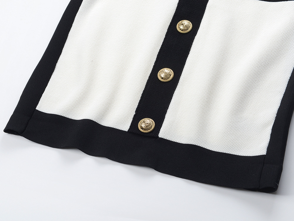 V-Neck Wrap Hip Dress, picture 8 of 9