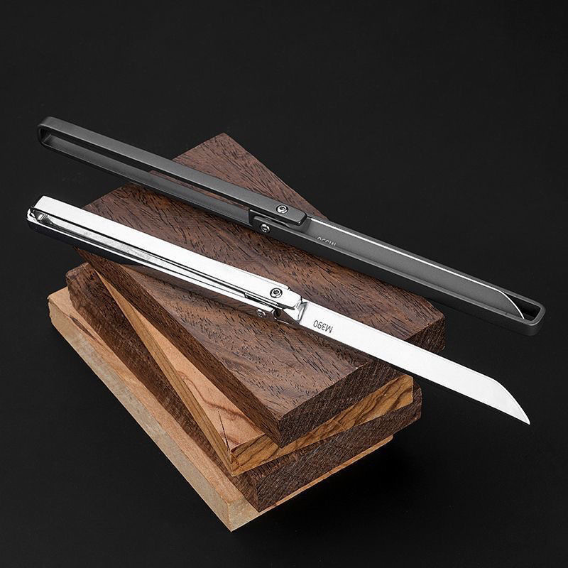 Outdoor Creative Portable Self-defense Folding Knife