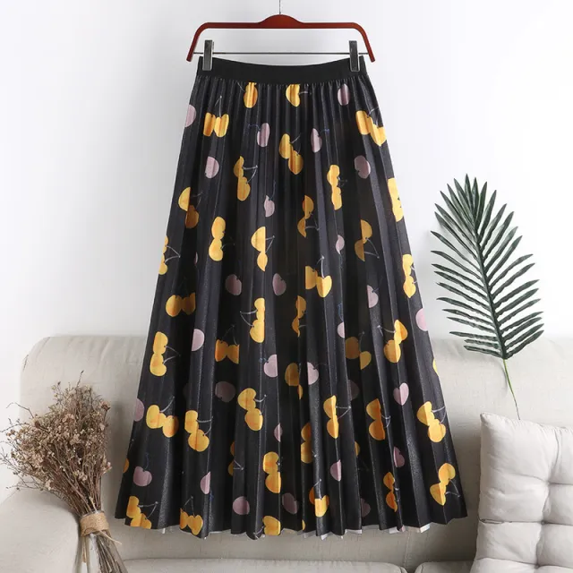 Printed Polka Dot Pleated Mid length Black - Shop at LoveMi