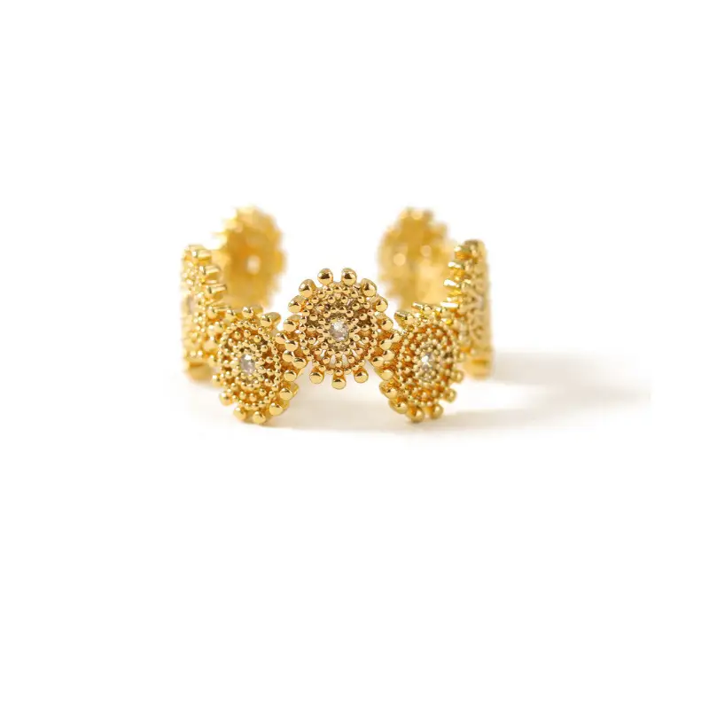European And American Baroque Vintage Zircon  Ring