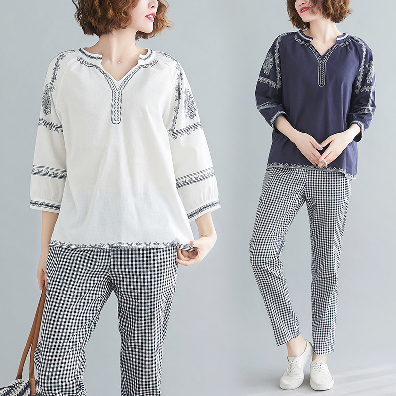 Literary Cotton And Linen Embroidery Blouse And Pants Suit