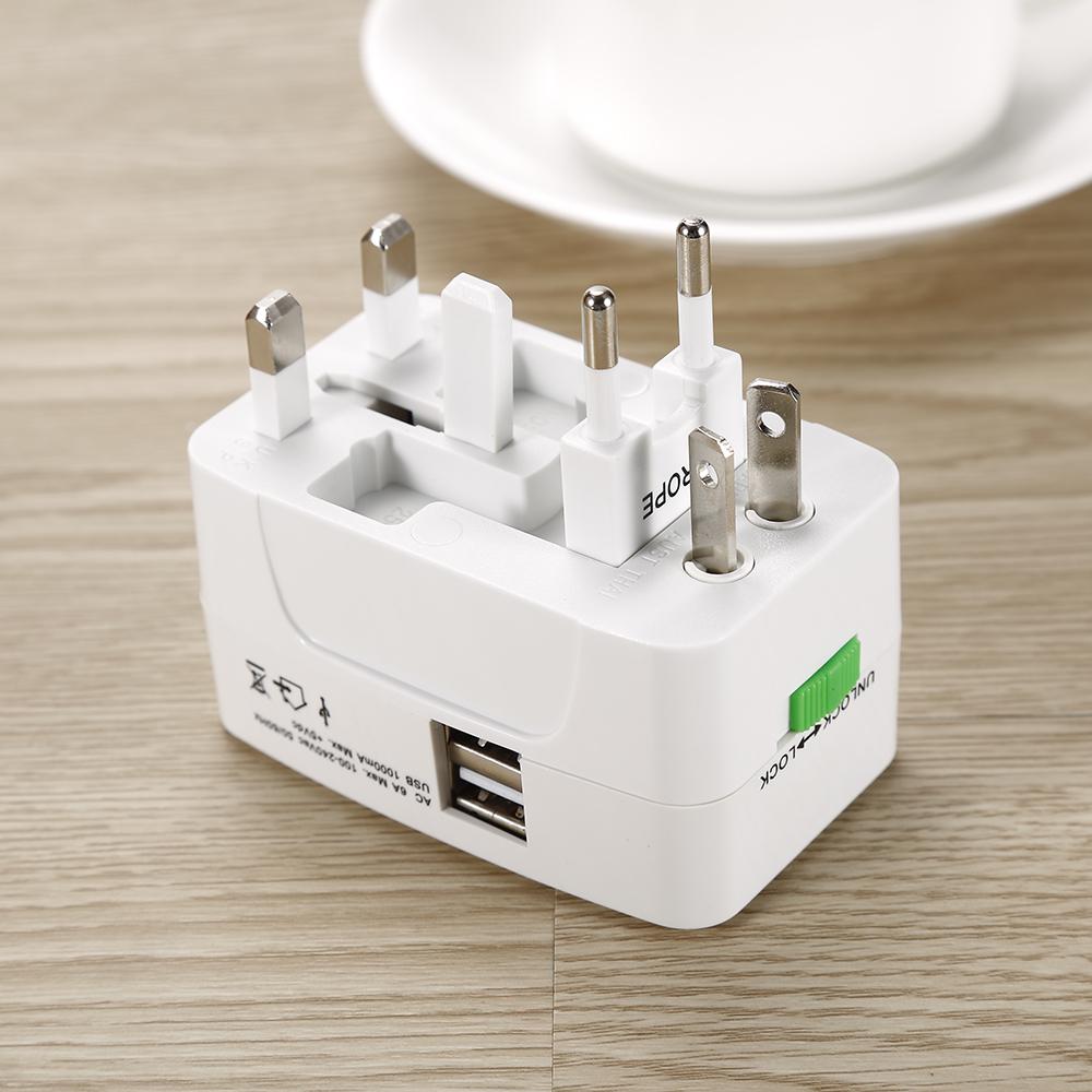 Adaptateur de voyage universel 4-en-1 — Prises US, UK, AU et EU 5