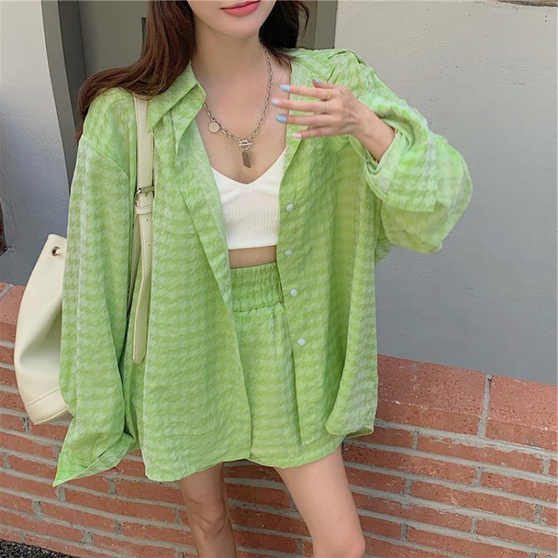 Title 1, Cardigan protezione solare, camicia verde a qua...