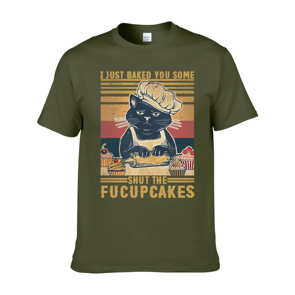 Casual Retro Cat Woman Graphic T-shirt - Green