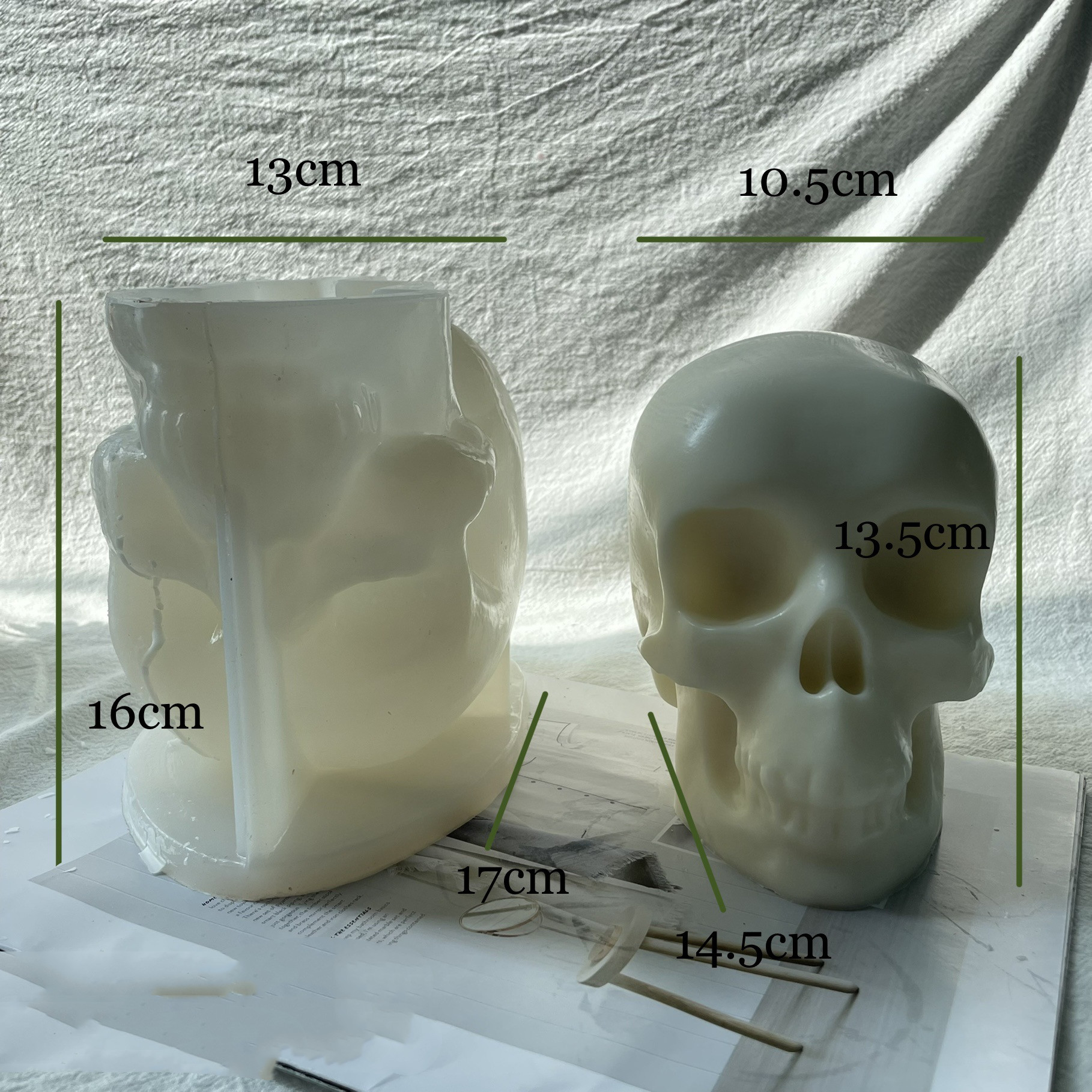 Skull candle silicone chocolate mould (white-s)
