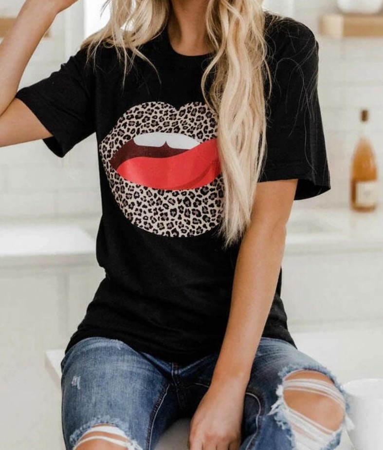 Title 2, Lips Leopard Print Round Neck Short-sleeved Tsh...