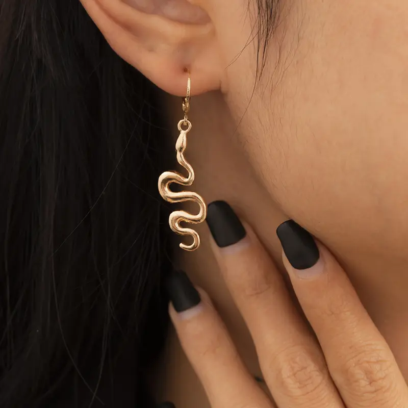 Moon Snake With Tassels And Diamond Earrings
