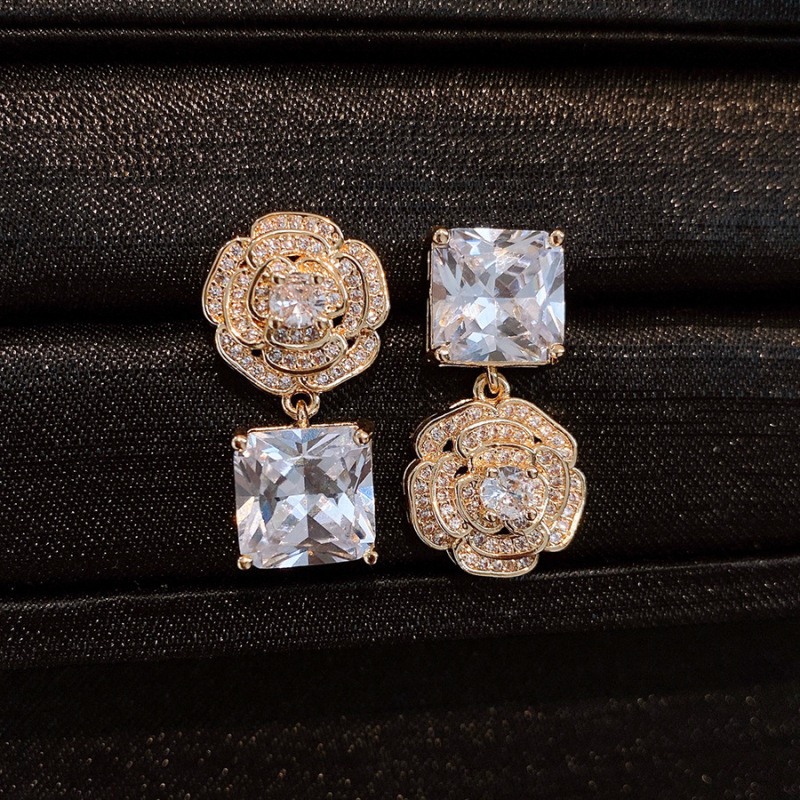 Floral Cluster Princess Rose Zircon Ring Earrings Necklace Set Luxury Elegant Jewelry 9