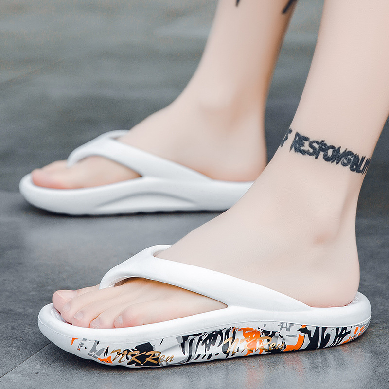 Women's Thick-soled Flip-flops Outdoor Slippers