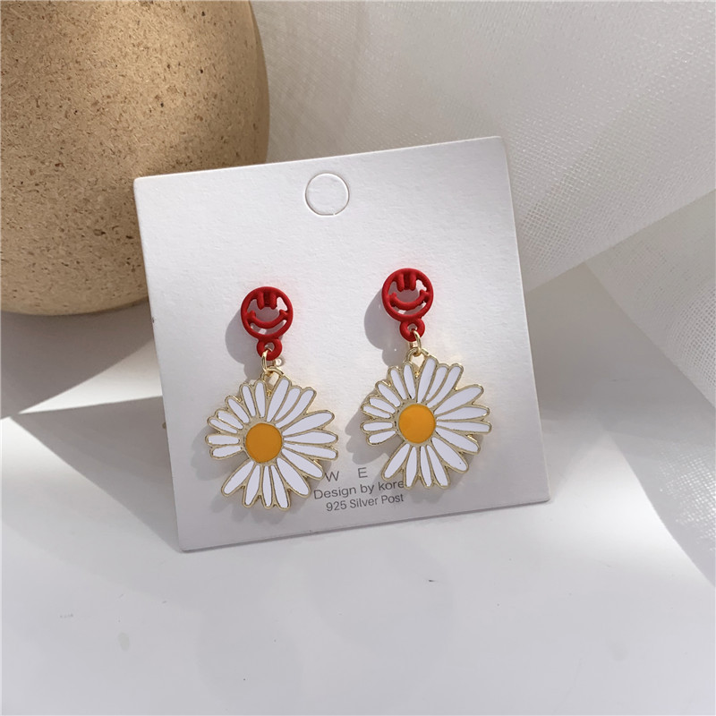 Title 3, Little Chrysanthemum Smiling Face Flower Earrin...