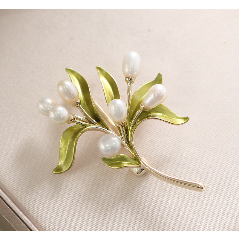 Title 6, Natural Freshwater Pearl Olive Branch Brooch Gr...