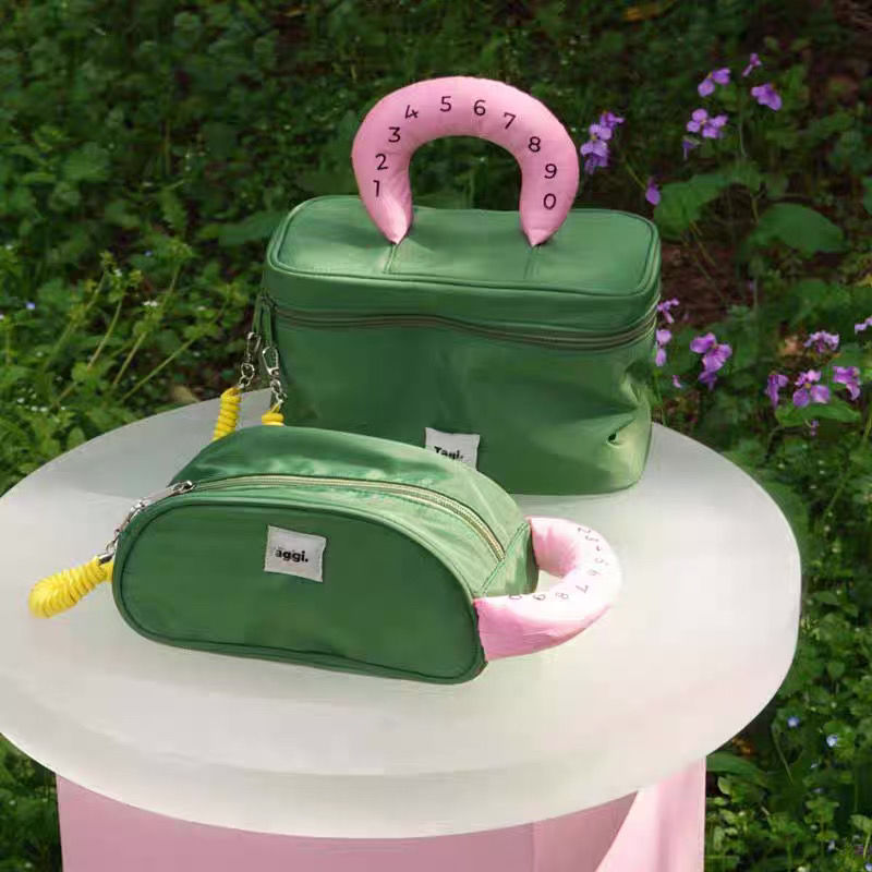 Storage Niche Design  Nylon Wash Waterproof Large-capacity Cosmetic Bag