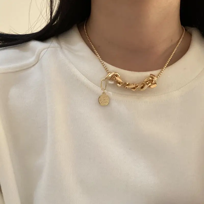 Design Niche Real Pearl Cold Wind Necklace