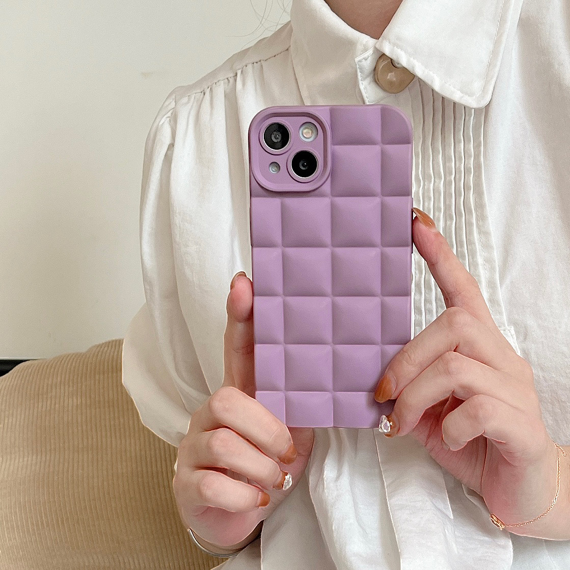 Purple Lattice Fashionable Silicone Phone Shell - Image 3