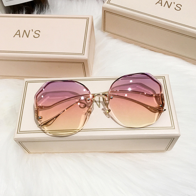 Title 12, Frameless Cut-Edge Tan Gradient Sunglasses