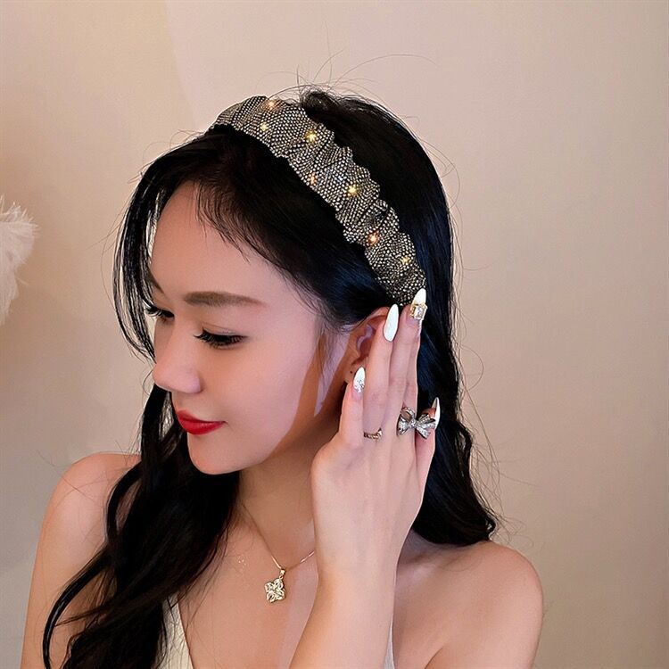 Title 4, Rhinestone Headdress Women