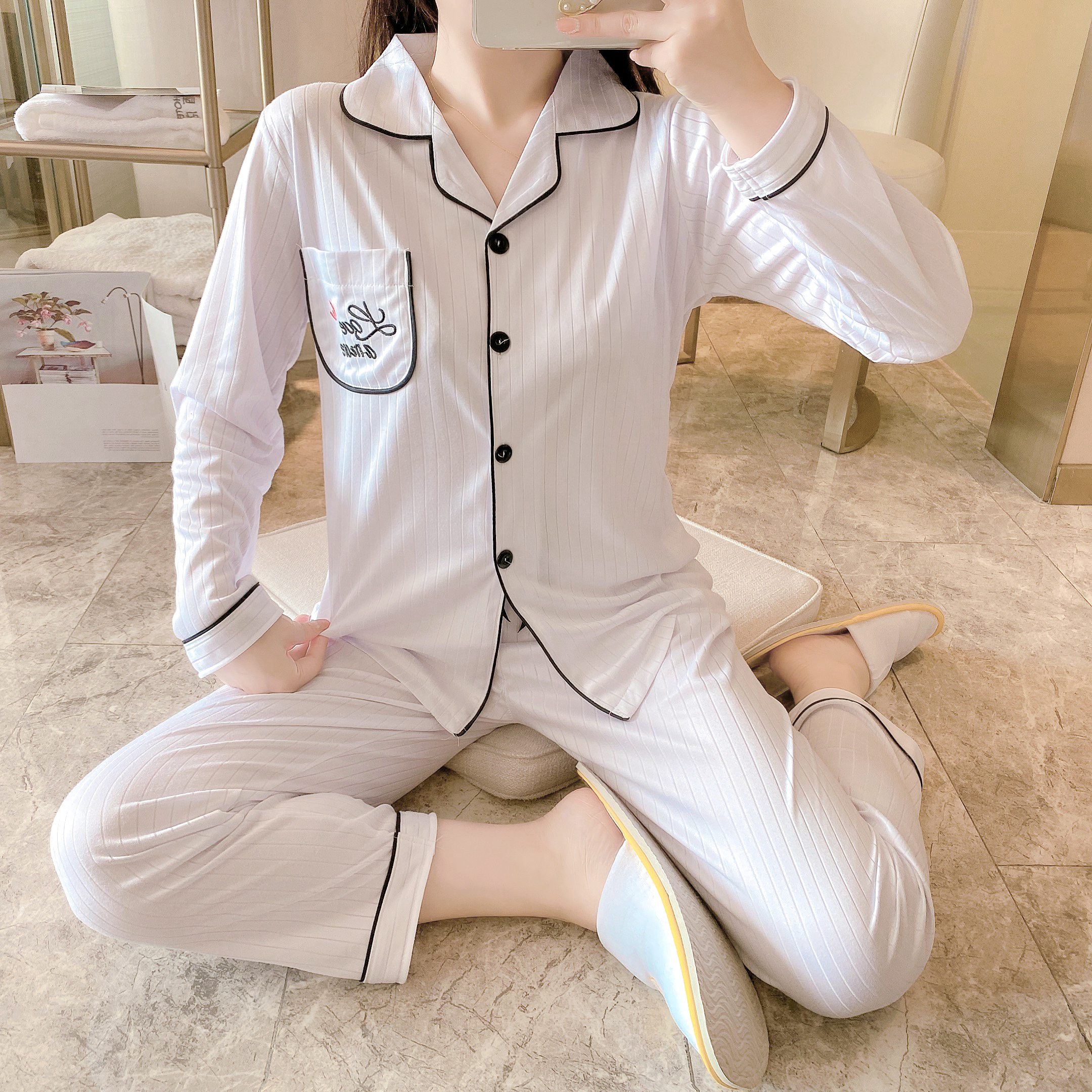 Title 8, Two-piece pajamas with pure cotton buttons