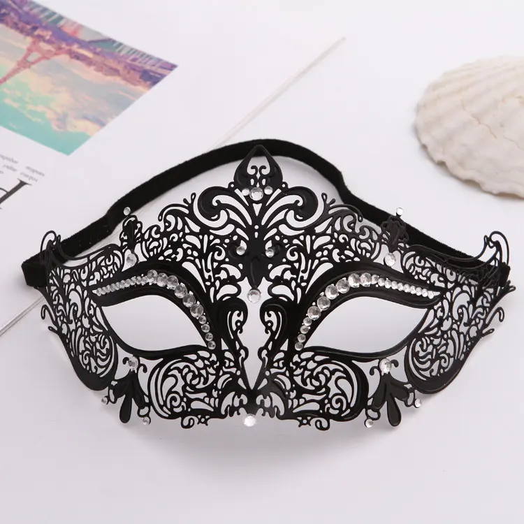 Iron Mask Metal Cat Head White Hollow Diamond Eye