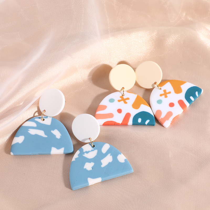 European And American Fashion Simple Irregular Earrings