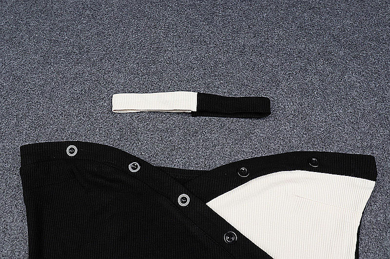 Off-shoulder Bra Panel Contrast Buttock Dress