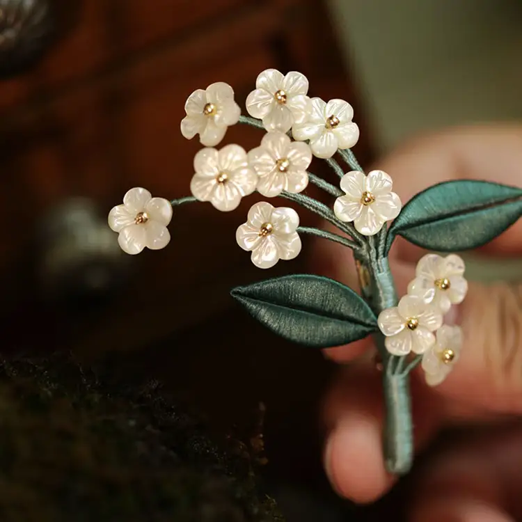 Cheongsam Collar Brooch New Chinese Style Wrapped Flowers