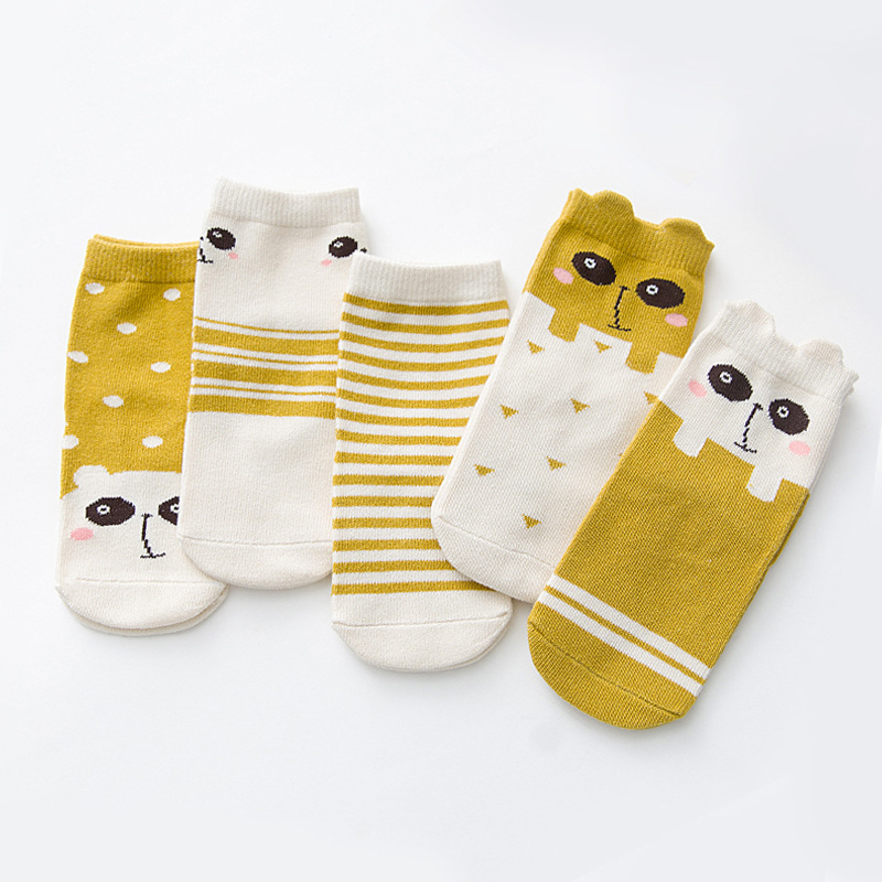 Title 5, Three-dimensional cartoon baby socks