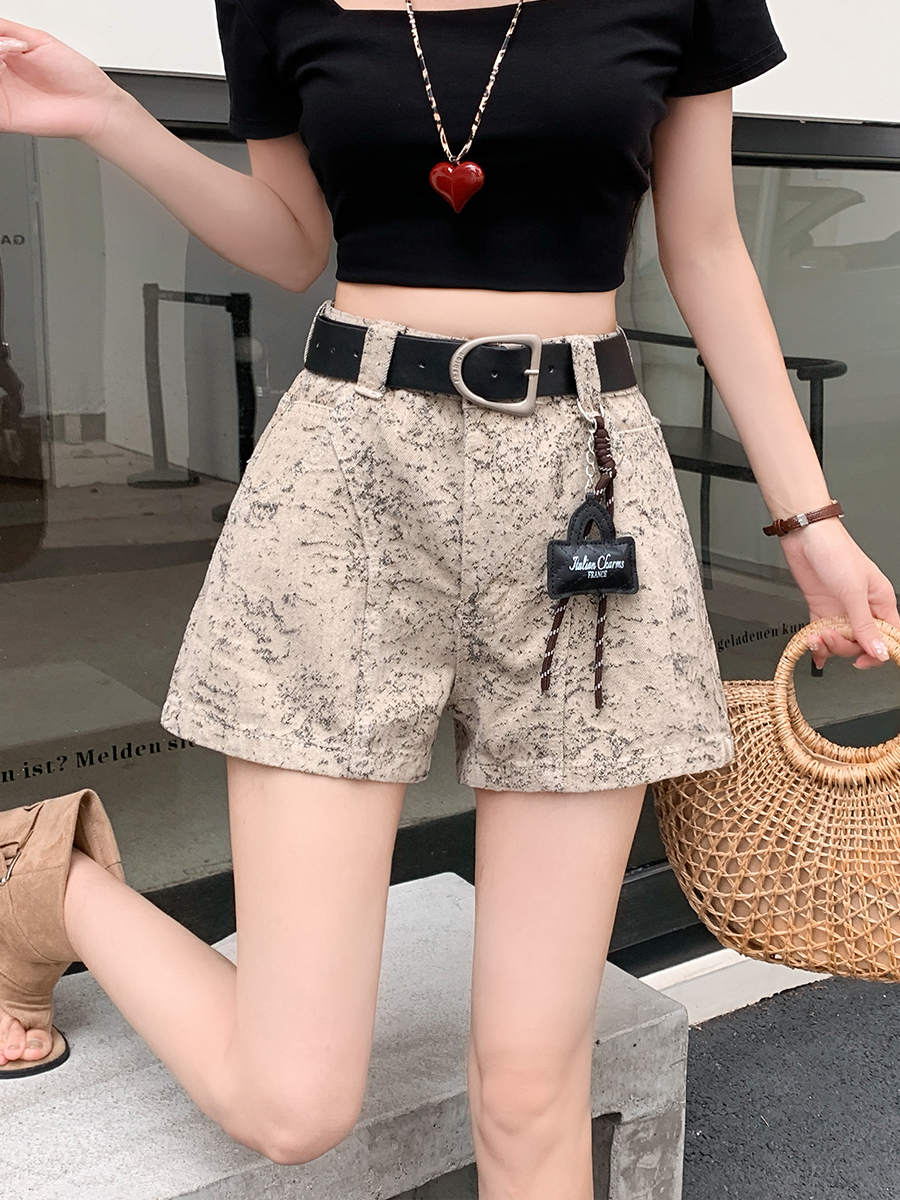 Women's High-Waisted Acid Wash Denim Shorts With Belt & Bag Charm, A-Line Vintage Wide Leg Hot Pants