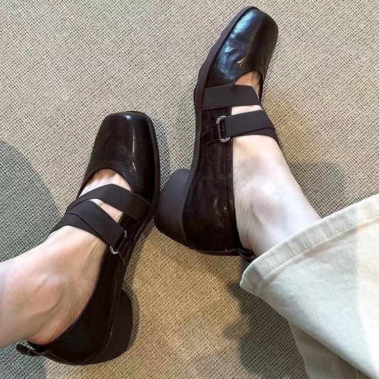 Mary Jane Block Heel Pumps, picture 3 of 4