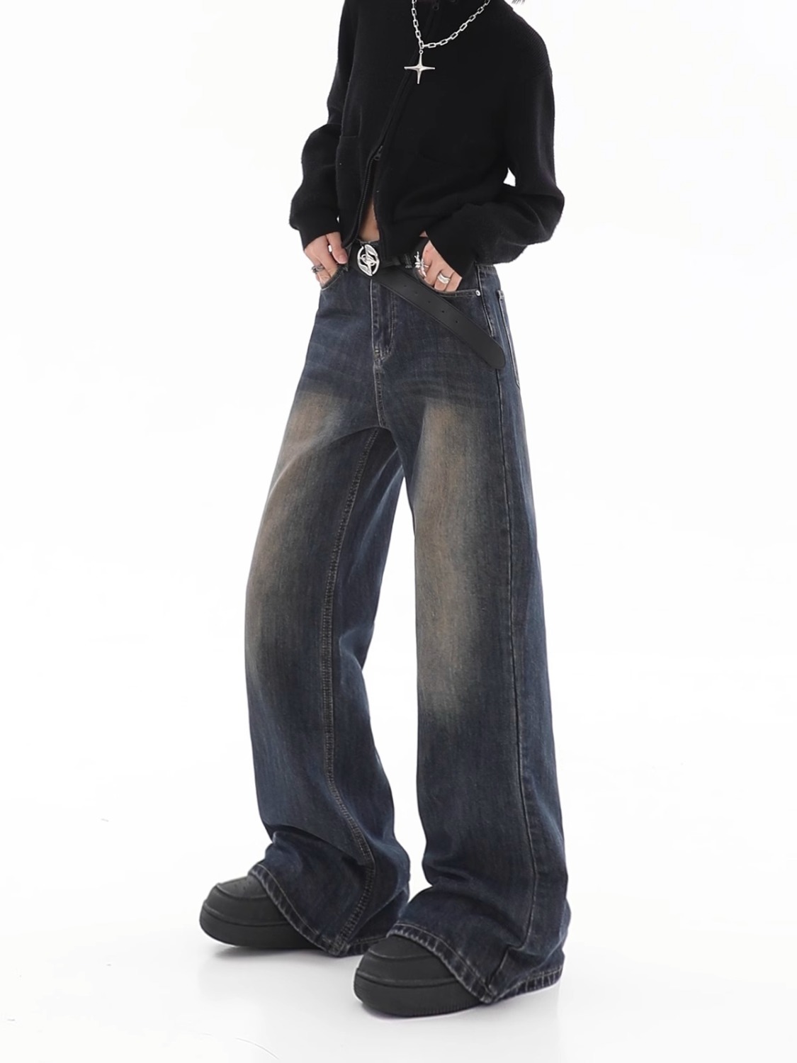 Title 17, Damen Loose Hänge Jeans Vintage Destroyed Strai...