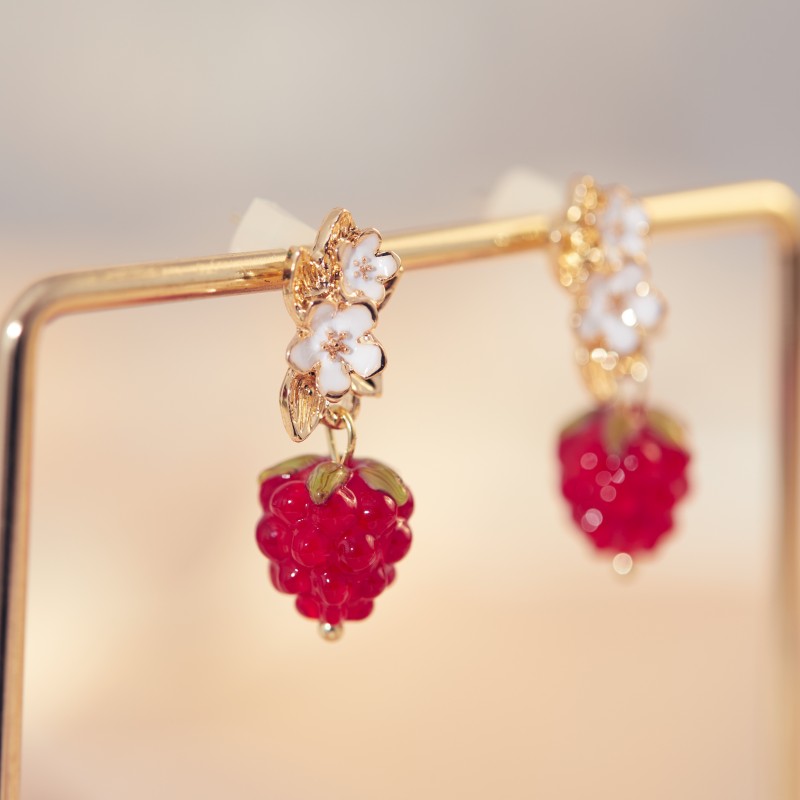 Title 7, Red Glass Raspberry Spring And Summer Cute Frui...