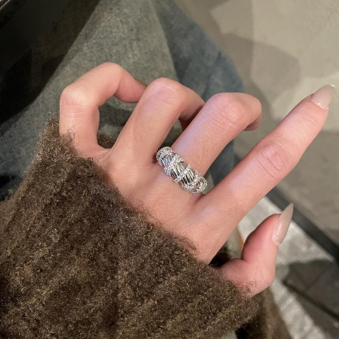 Silver Thread Twisted Zircon Open Ring For Women, Niche Design Fashion Light Luxury Elegant Hand Jewelry
