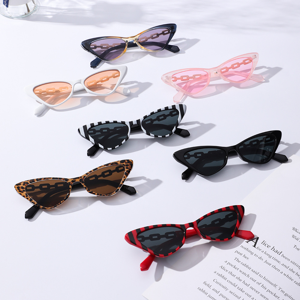 Women's Cat Eye Mixed Fashion Sunglasses - Image 2