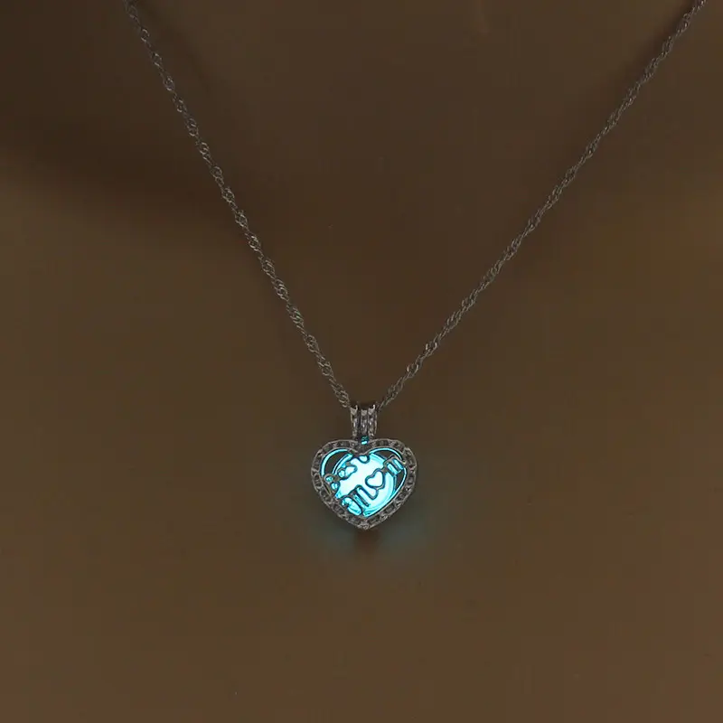 Women's Temperament Fashion Luminous Hollow Pendant Necklace