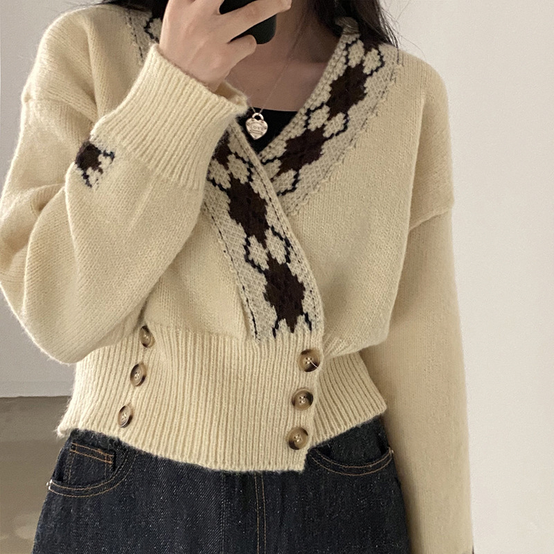 Title 2, Loose Crossover V-Neck Buttoned Waist Sweater