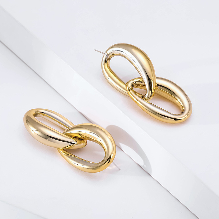 Exaggerated Temperament Gold Chain Earrings Alloy Earrings
