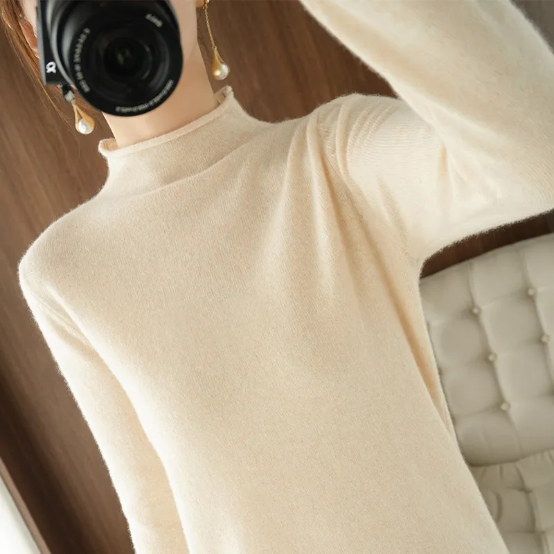 Loose Fashion Long-sleeved Inner Collar Knitted Bottoming Shirt - Beige Camel