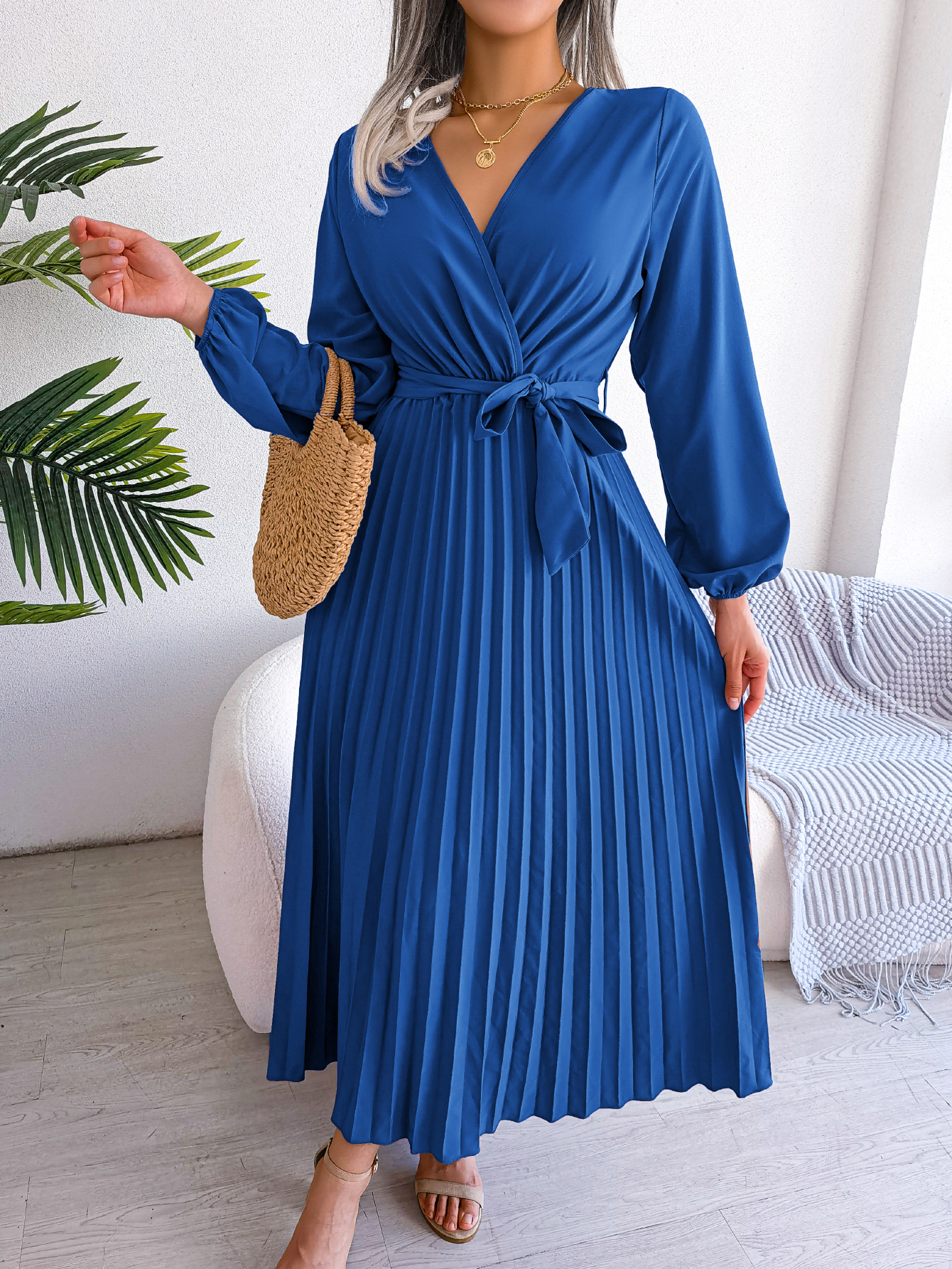 Buy Women's Clothing Online | Buy Trending Dresses for Women