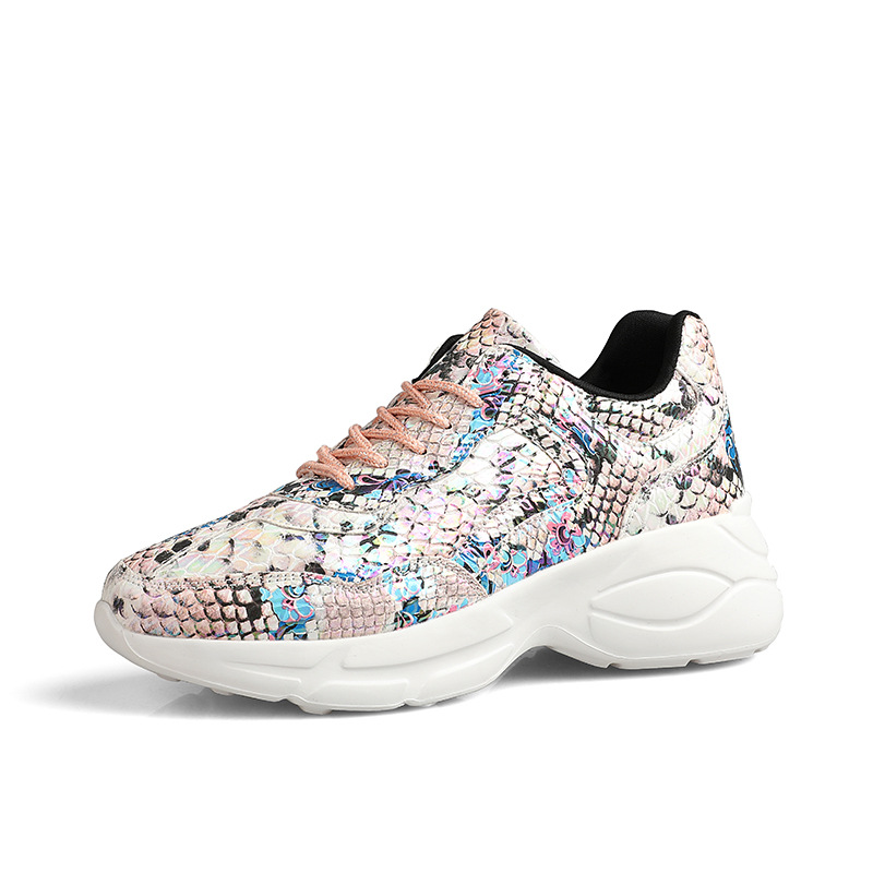 Title 4, Damessneakers met platform en slangenprint. Ver...