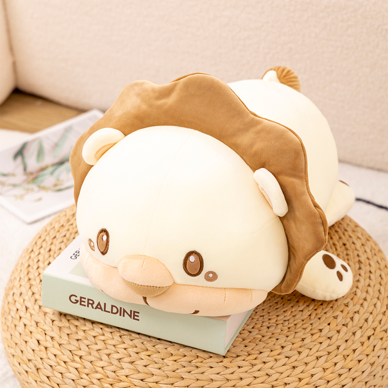 Lion White 43cm