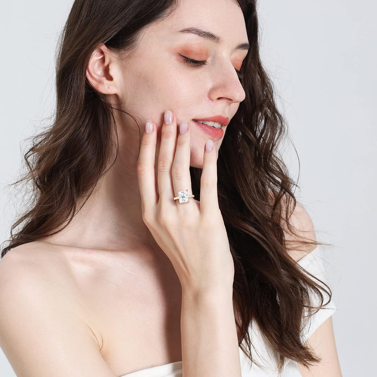 New Summer Rectangular White Diamond Ring With Side Stones, Four Prong Light Luxury Jewelry thumbnail 1