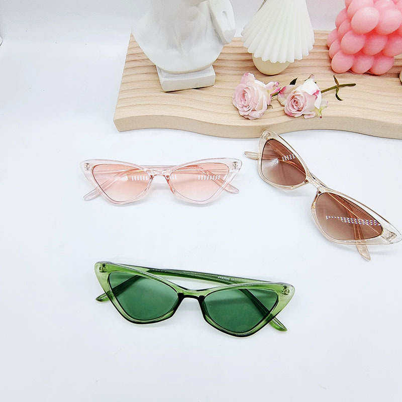 Title 1, Candy Cat Eye Small Frame Vintage Sunglasses