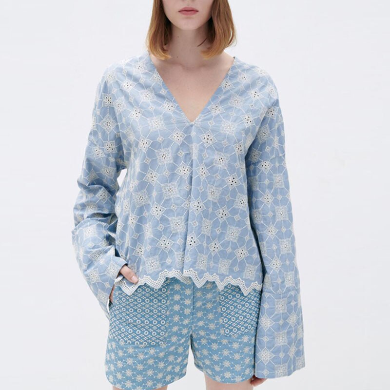 Women's Design Sense Super Versatile Embroidery Top — image 1
