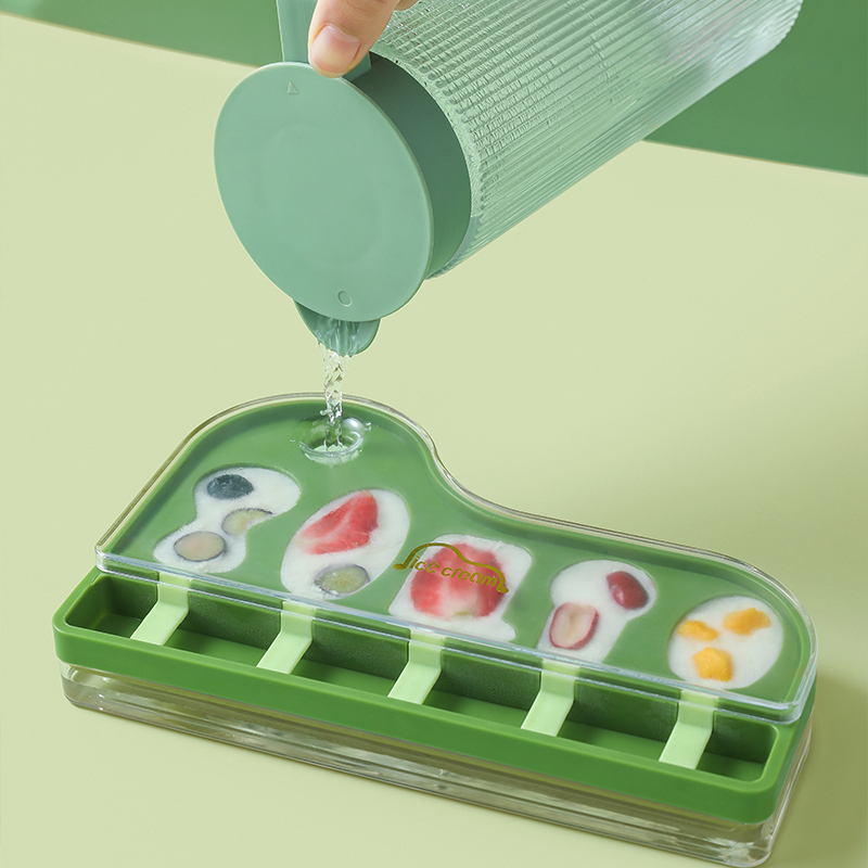 4-Cavity Ice Popsicle Molds, Easy to Clean. Hassle-Free Release & Cleaning: With their non-stick and flexible properties, our silicone popsicle molds offer effortless release. Simply open the lid, and the popsicles slide out smoothly. Cleaning is a breeze