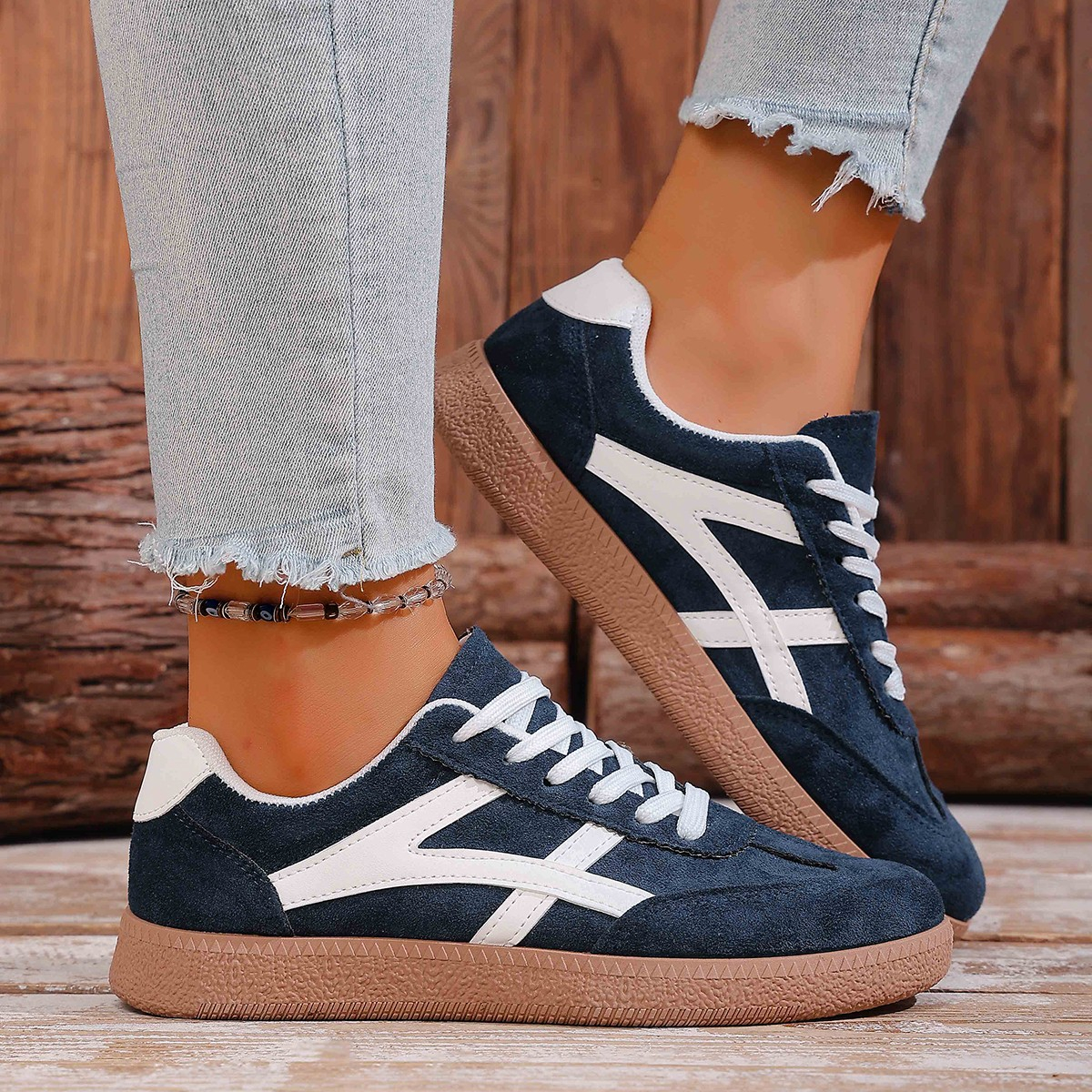 Women Sneakers 2026 Fashion Casual Flats Vulcanize Shoes Round Toe Lace Up Comfortable Flat Shoes For Women Zapatos De Muj