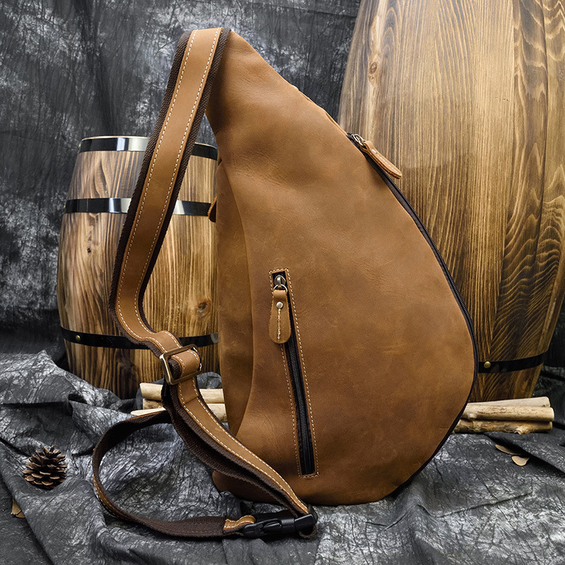 European And American Retro Men's Chest Bag Crazy Horseskin — foto 6